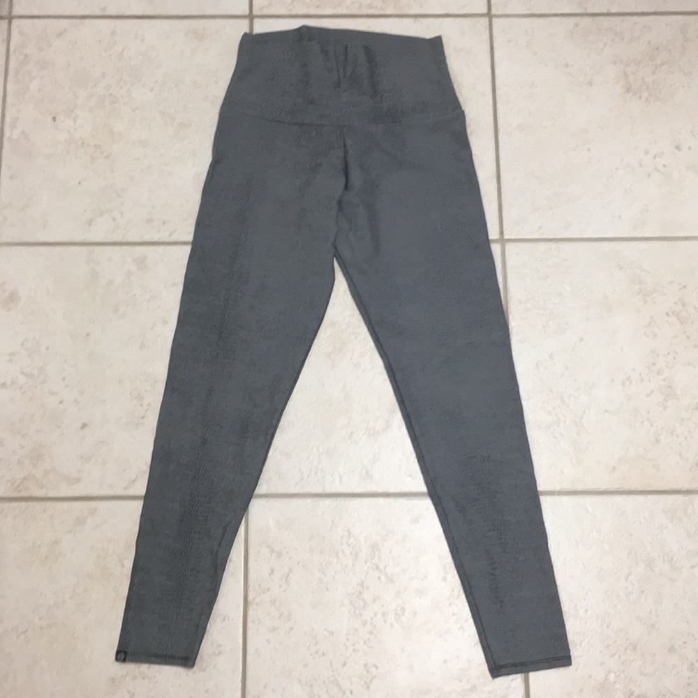 Onzie Workout Pants